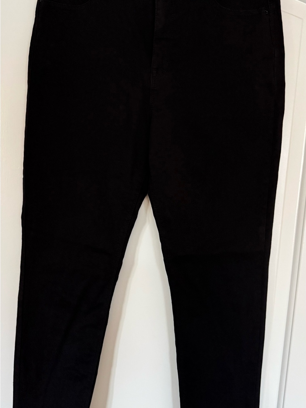 Curve Appeal Women’s Black Skinny Jeans
